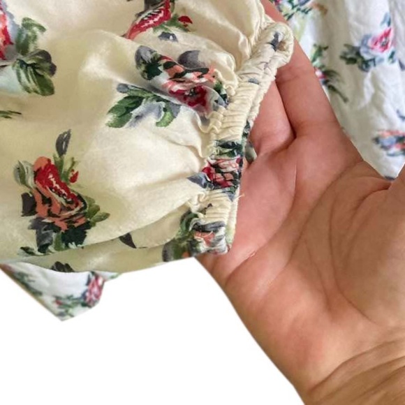 Umgee Floral Top Size Large - Picture 8 of 8